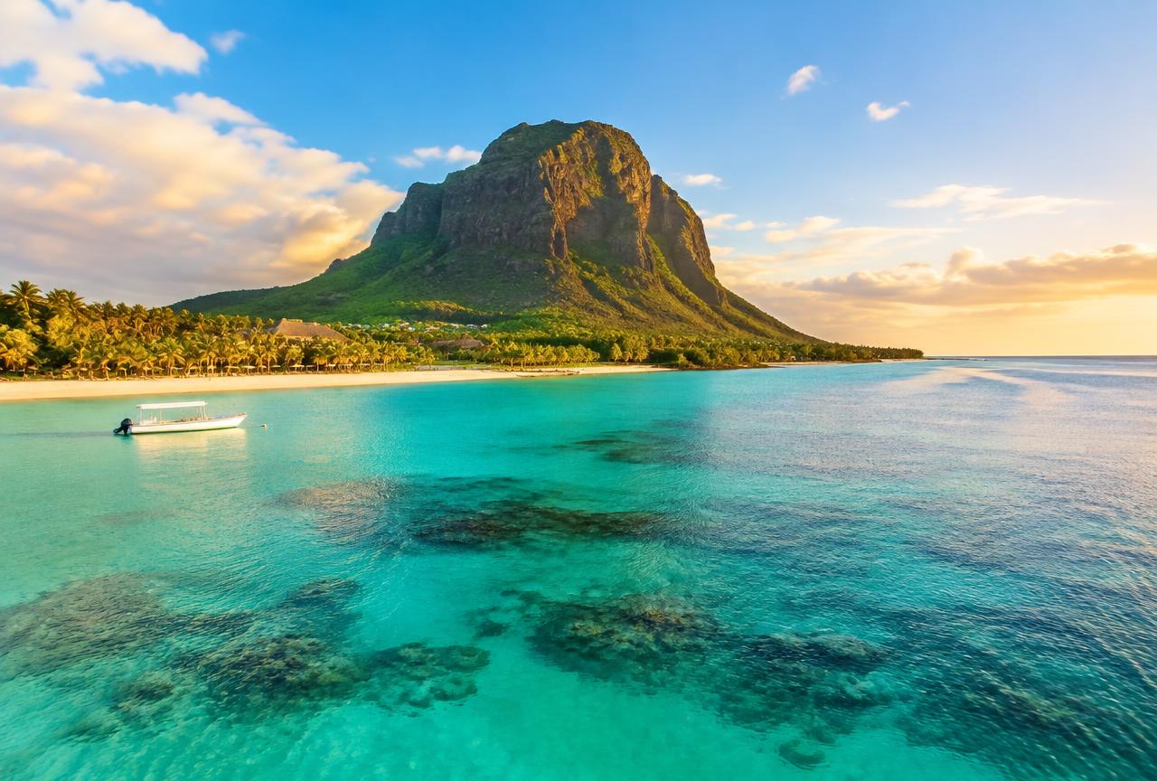 Travel scene in Mauritius